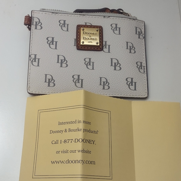 Dooney & Bourke Gretta Card Wallet - Picture 1 of 4
